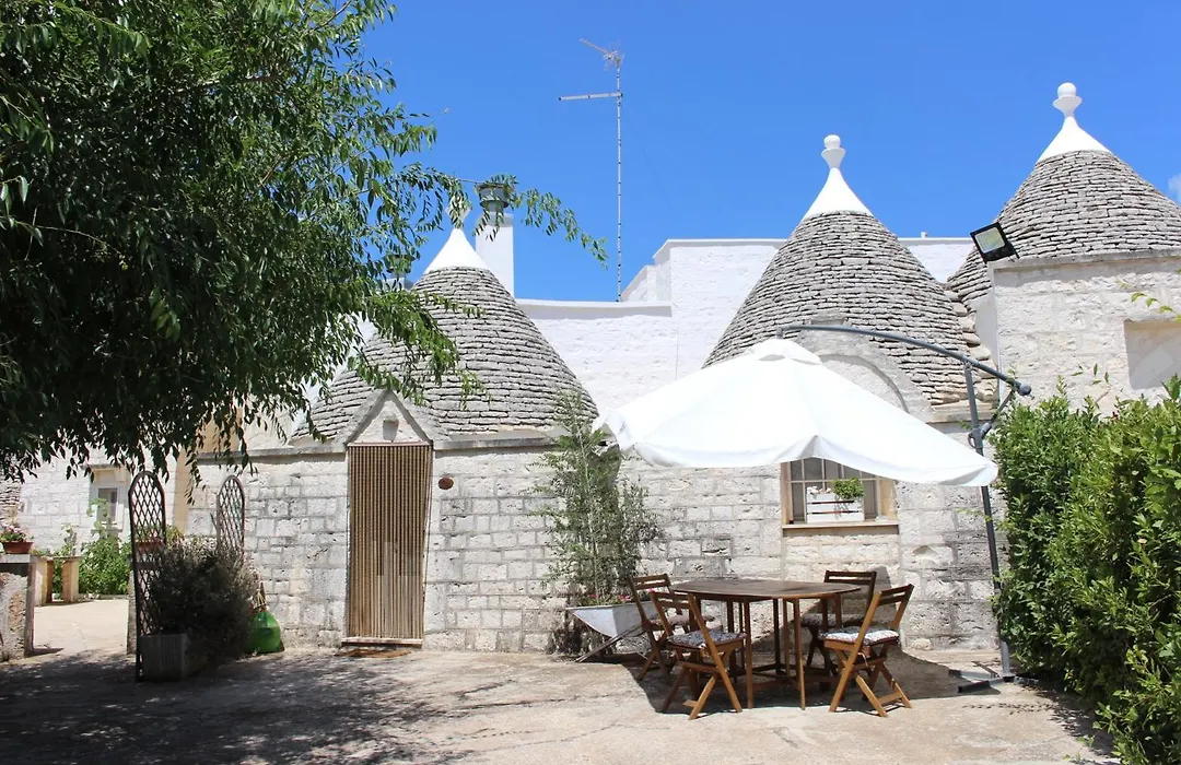 Trulli di Rosa-1