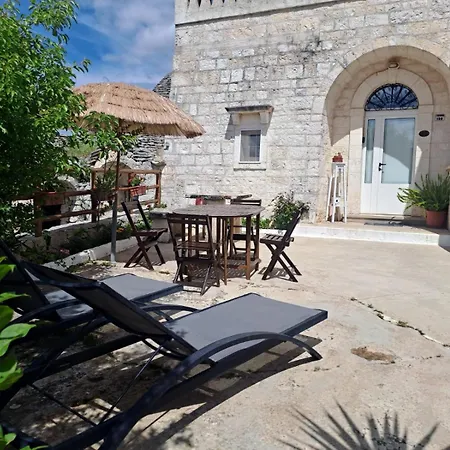 Trulli di Rosa-2